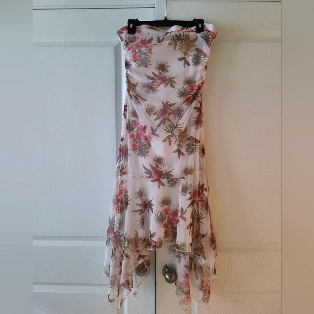 Strapless dress